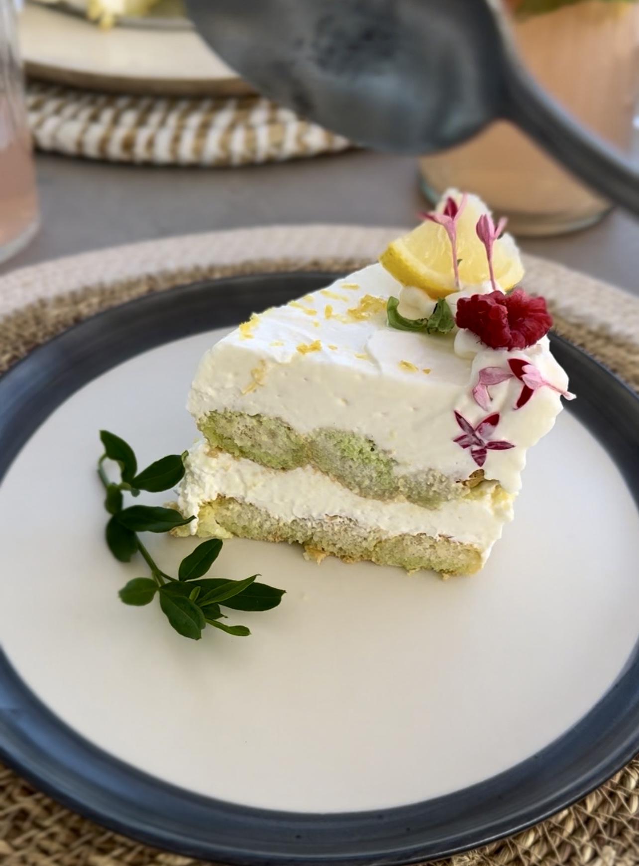 Pastel frío de crema de limón