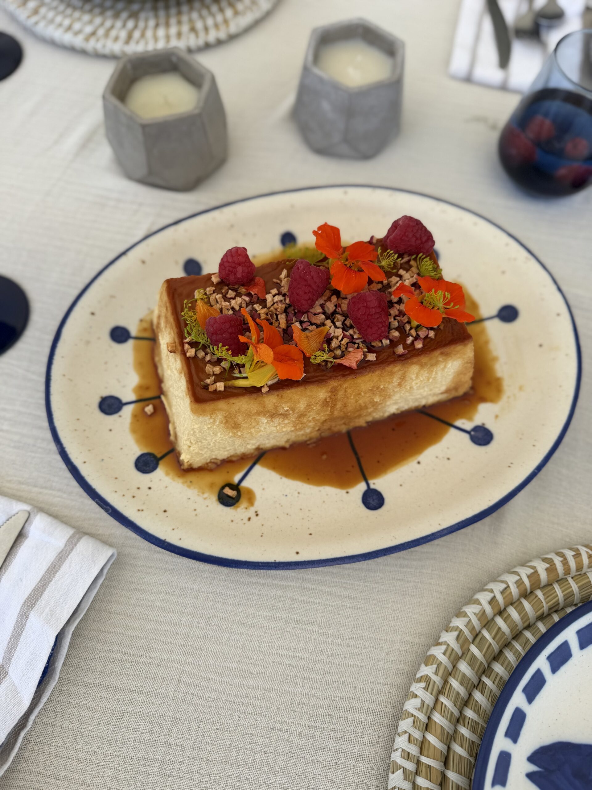 Flan de mango y queso